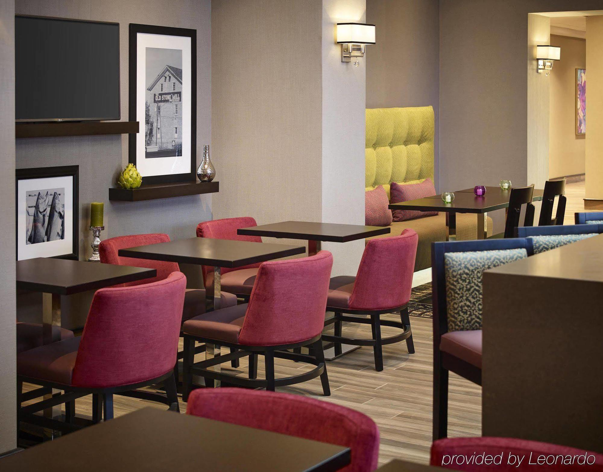 Hampton Inn By Hilton Timmins Exterior foto